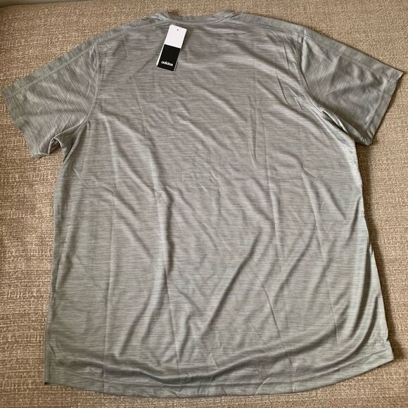 Adidas T-Shirt with climate control - Picture 2 of 4